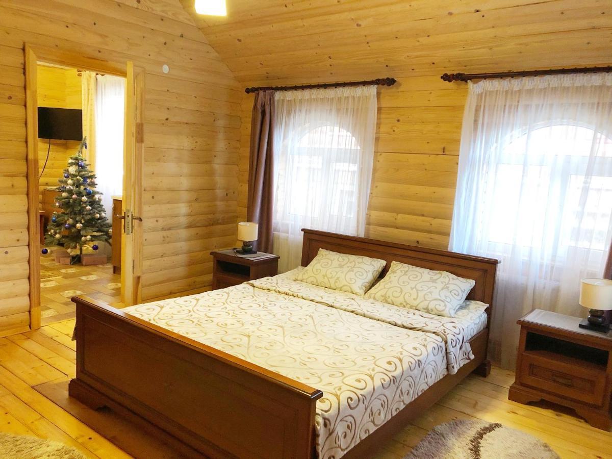 Karpatska Mria Hotel Yaremche Eksteriør billede