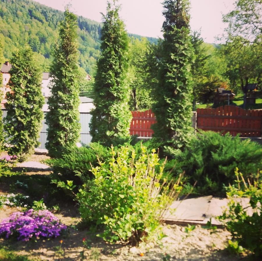 Karpatska Mria Hotel Yaremche Eksteriør billede